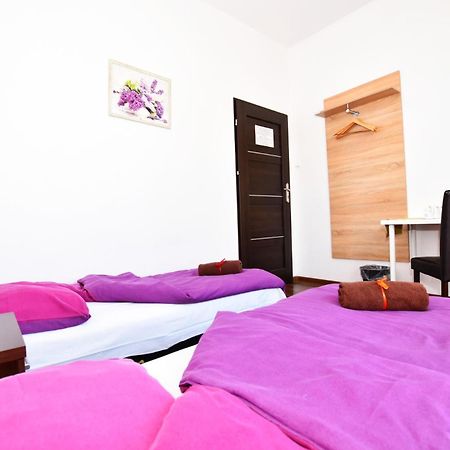 City Central Hostel Swidnicka Wrocław Buitenkant foto
