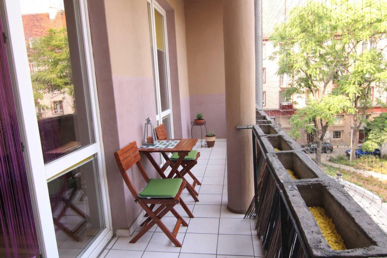 City Central Hostel Swidnicka Wrocław Buitenkant foto