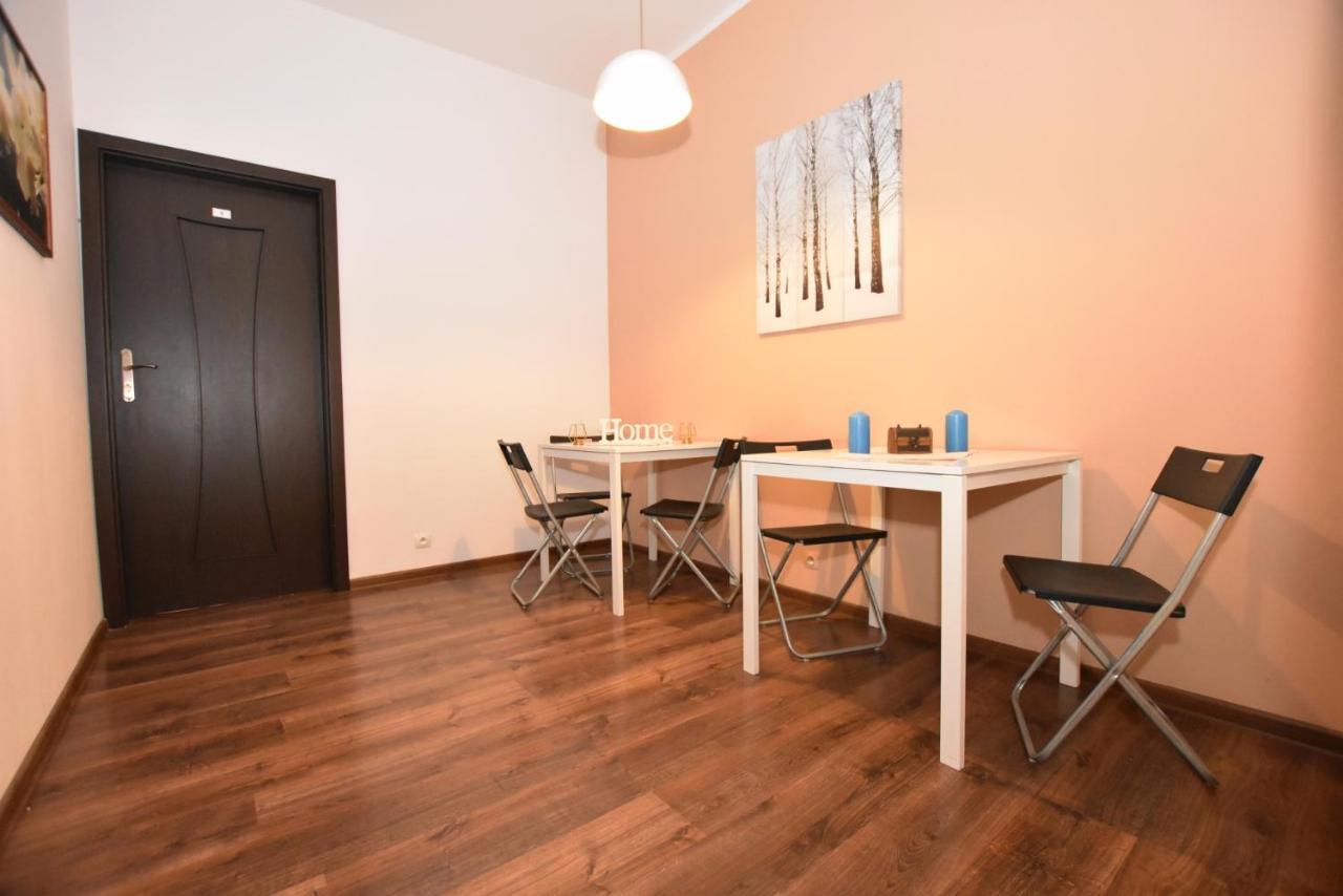 City Central Hostel Swidnicka Wrocław Buitenkant foto